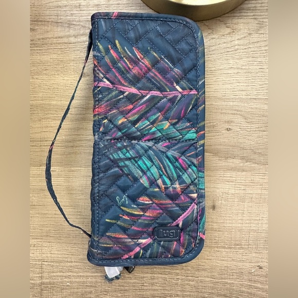 Lug SLEEPER Make Up Brush Holder - Picture 1 of 5